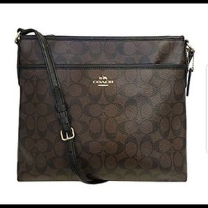 kitt messenger crossbody in signature jacquard